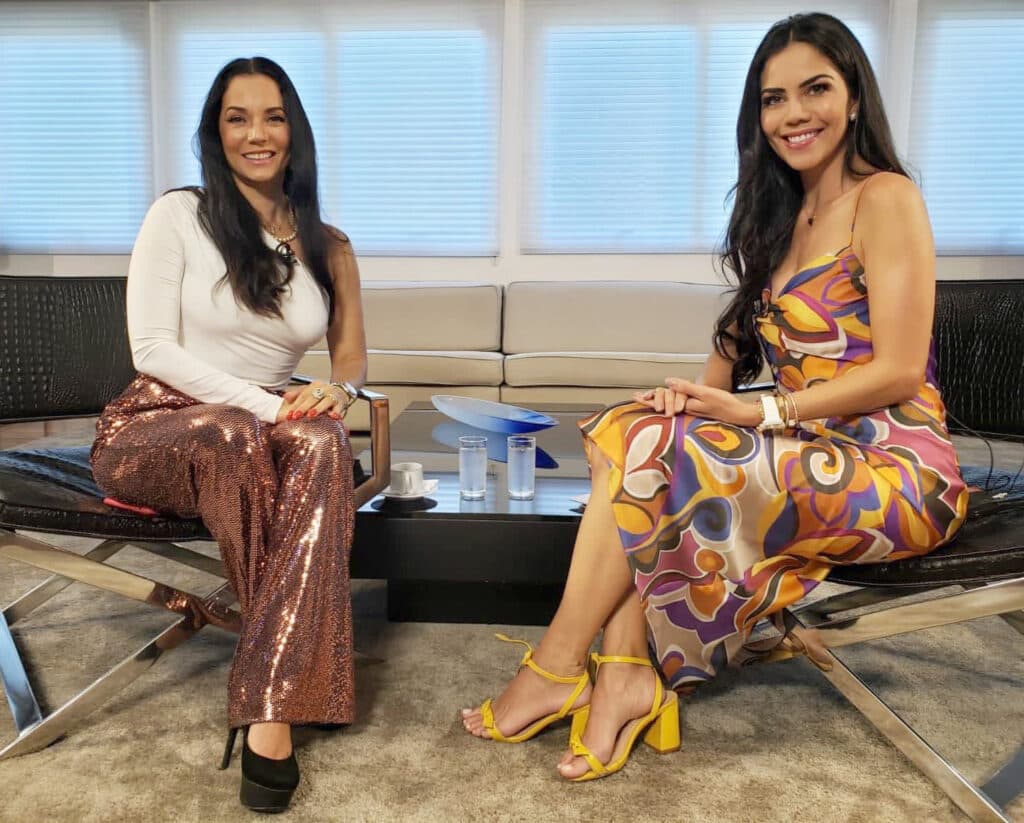Ao ‘Sensacional’, Monica Carvalho revela novos planos na carreira: “Quero ser e sou roteirista”