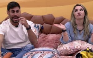 Antônio Cara de Sapato e Amanda Meirelles no BBB 23; dupla trocou de quarto após barraco (Foto: Reprodução / Globoplay) Antônio Cara de Sapato e Amanda Meirelles no BBB 23; dupla trocou de quarto após barraco (Foto: Reprodução / Globoplay)