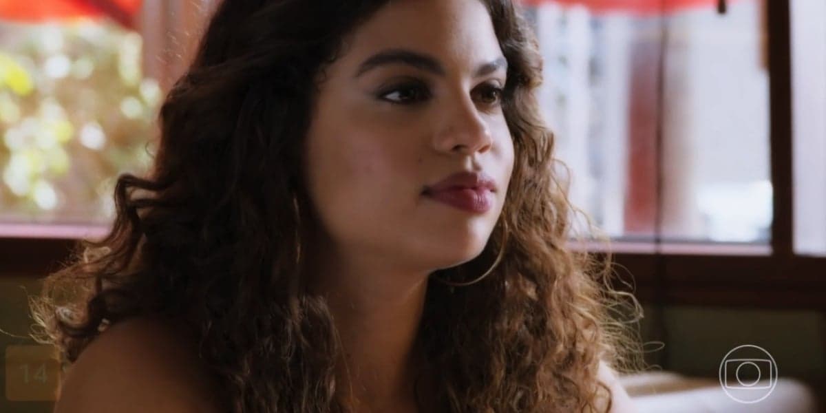 http://tvfoco.uai.com.br/wp-content/uploads/2015/05/Daniela-Mercury.jpg