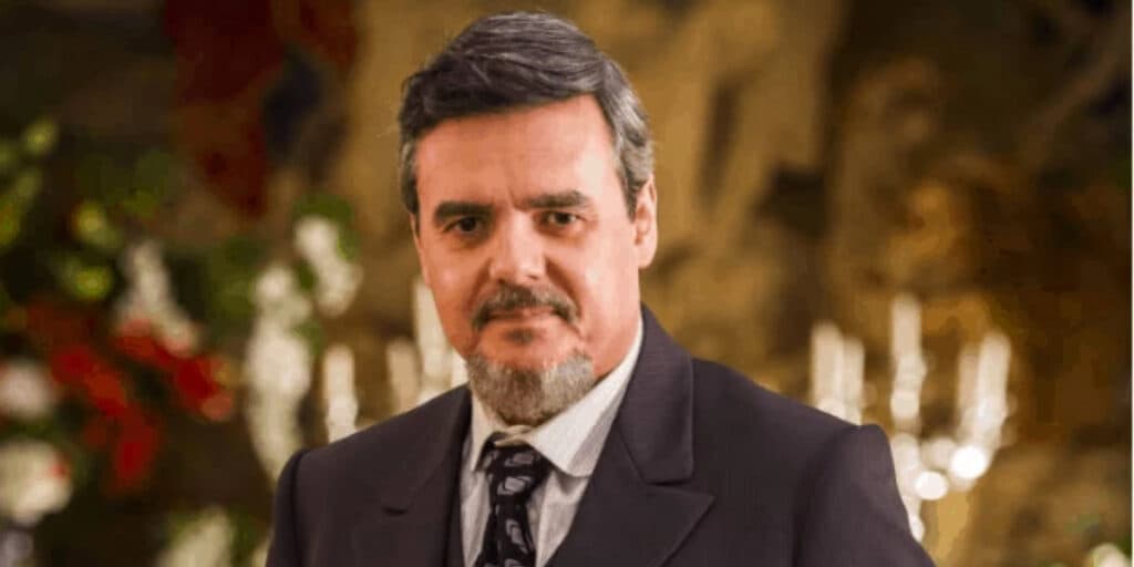 Juntos até hoje e com bastante discrição, atores fizeram questão de negar namoro: "Apenas bons amigos"