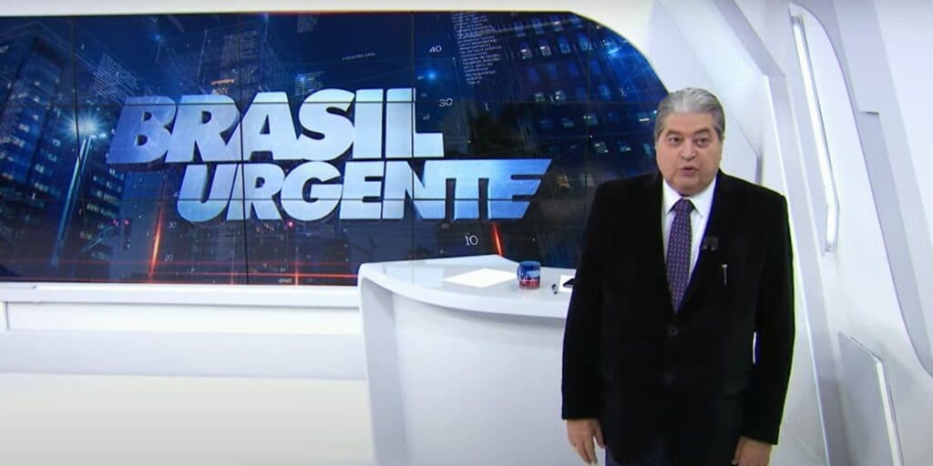 Sem falar com Catia, Datena abre jornal às pressas, convoca correspondente e dá notícia urgente ao Brasil
