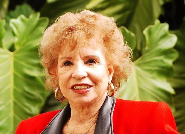 http://tvfoco.uai.com.br/wp-content/uploads/2015/05/Daniela-Mercury.jpg