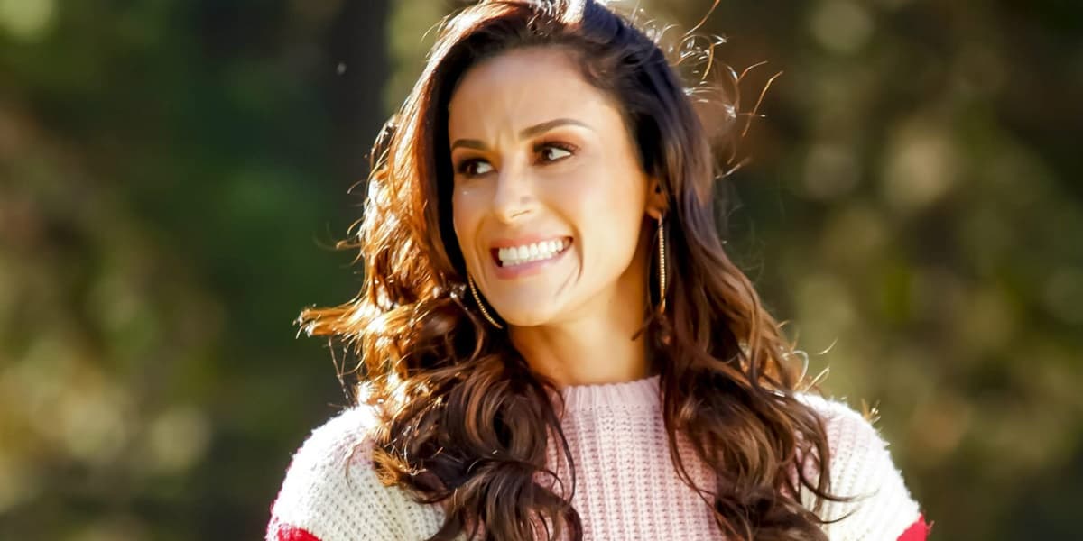 http://tvfoco.uai.com.br/wp-content/uploads/2015/05/Daniela-Mercury.jpg