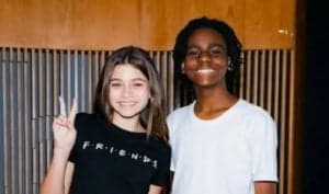 Vittória Seixas e Miguel Ângelo, protagonistas de Romeu e Julieta (Foto: Reprodução / SBT)