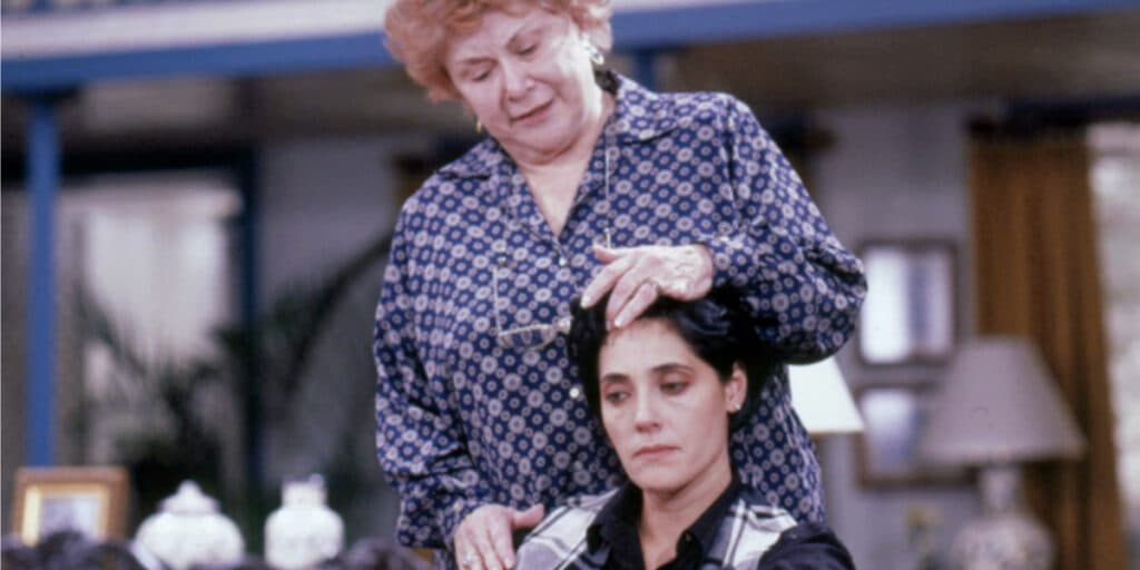 Veterana da Globo morreu sozinha, cercada por passarinhos e muitos só sabem da triste história agora
