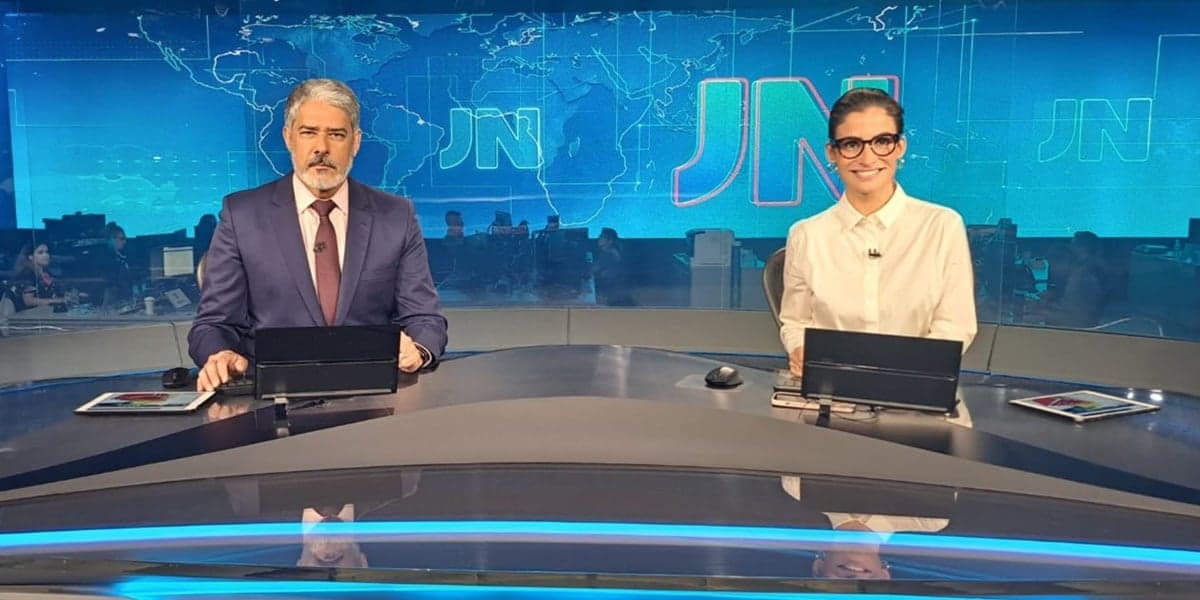 William Bonner e Renata Vasconcellos no Jornal Nacional (Foto: Reprodução)