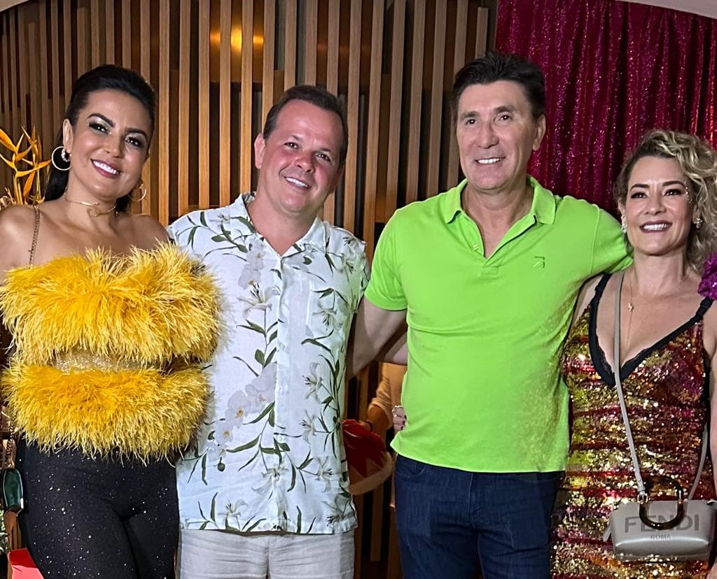 Gardênia Cavalcanti esbanja elegância e simpatia em badalado evento pré-Carnaval no Rio de Janeiro