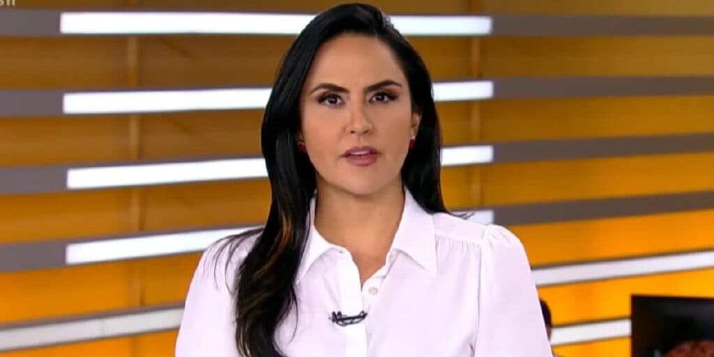 Divórcio, fase difícil e procedimento no rosto: assim está Carla Cecato após demissão da Record