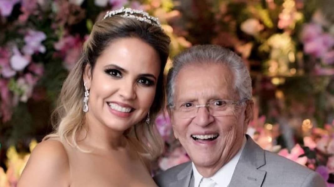 Carlos Alberto de Nóbrega e Renata no dia do casamento (Foto: Divulgação)
