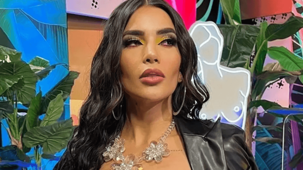 BBB23 - Nova participante descontrolada e famosa por ser barraqueira vai entrar na casa: "Arremessou copo"
