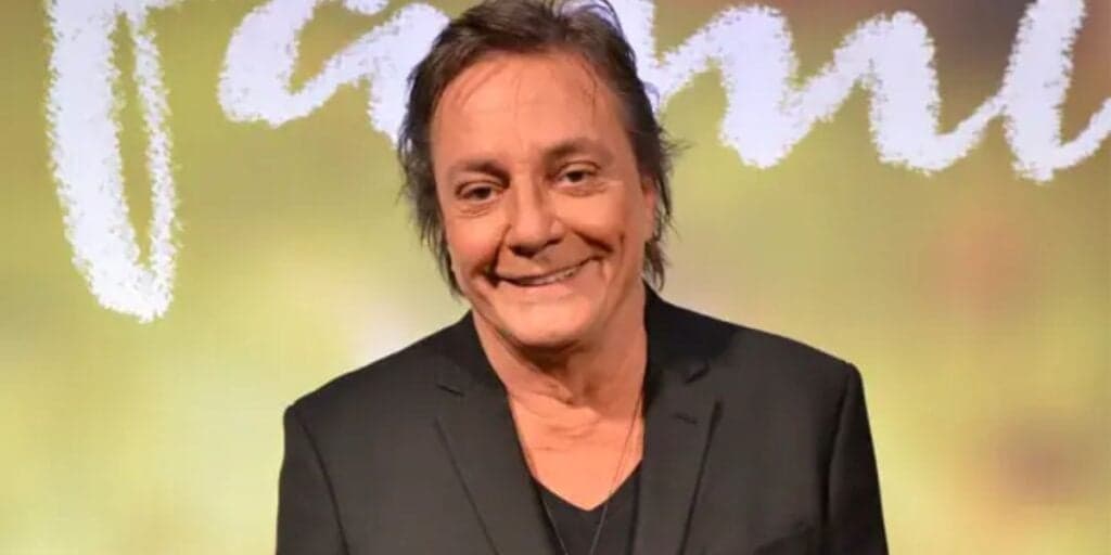 Recatado, Fábio Jr. derruba discrição e entrega foto com quem vive relação há anos: "Meu amor"