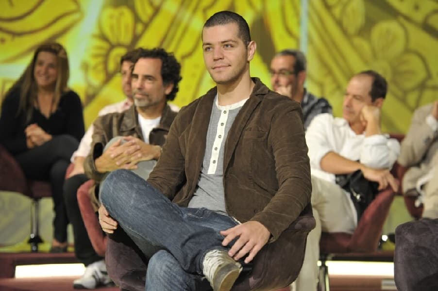 Victor Sarro no 'Encontro' (Foto: Reprodução/ Globo) Victor Sarro no 'Encontro' (Foto: Reprodução/ Globo)
