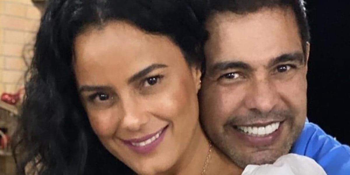 Luciele Di Camargo mostra que estava ouvindo de Zezé e assume saudade (Foto: Divulgação)