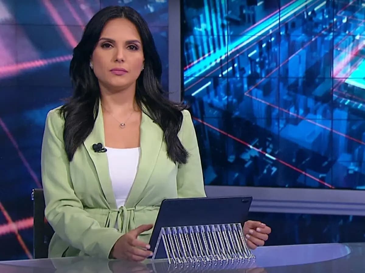 Famosa apresentadora do SBT, anuncia que ficará fora do ar por algum tempo, e este é o verdadeiro motivo - Foto Reprodução: SBT