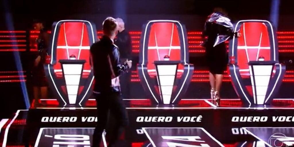 Este é o motivo pelo qual jurados do The Voice deixaram palco enquanto Fátima estava com lágrimas nos olhos
