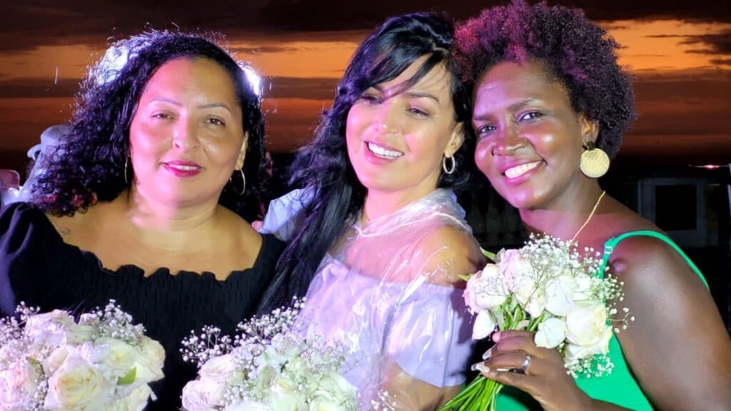 Gardênia Cavalcanti acompanha casamento comunitário no Cristo Redentor