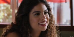 Bia vai engatar romance com Oto em Travessia (Foto: Reprodução / Globo) Bia vai engatar romance com Oto em Travessia (Foto: Reprodução / Globo)