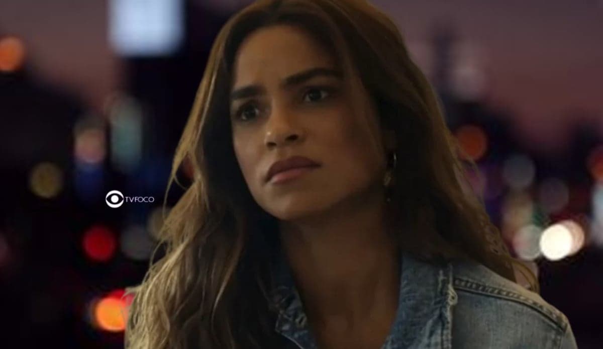 http://tvfoco.uai.com.br/wp-content/uploads/2015/05/Daniela-Mercury.jpg