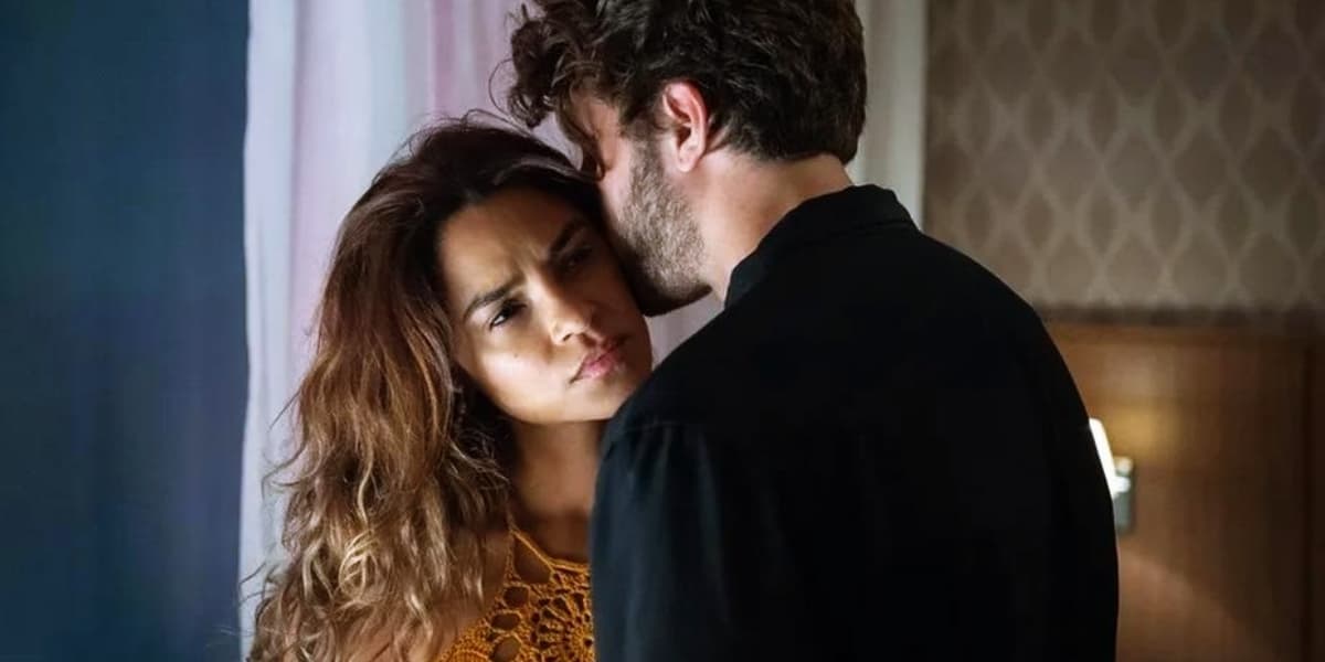 http://tvfoco.uai.com.br/wp-content/uploads/2015/05/Daniela-Mercury.jpg