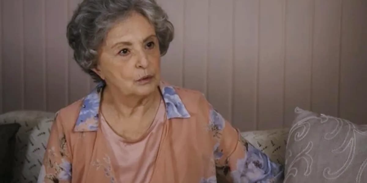 http://tvfoco.uai.com.br/wp-content/uploads/2015/05/Daniela-Mercury.jpg