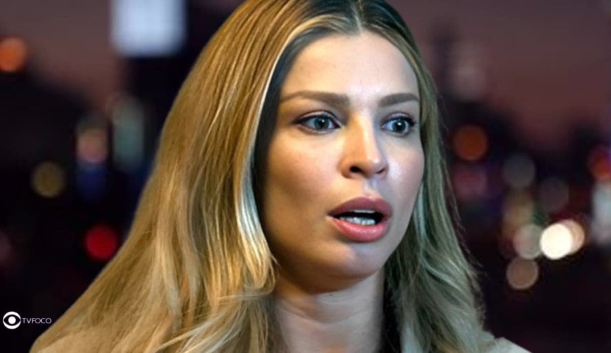 http://tvfoco.uai.com.br/wp-content/uploads/2015/05/Daniela-Mercury.jpg