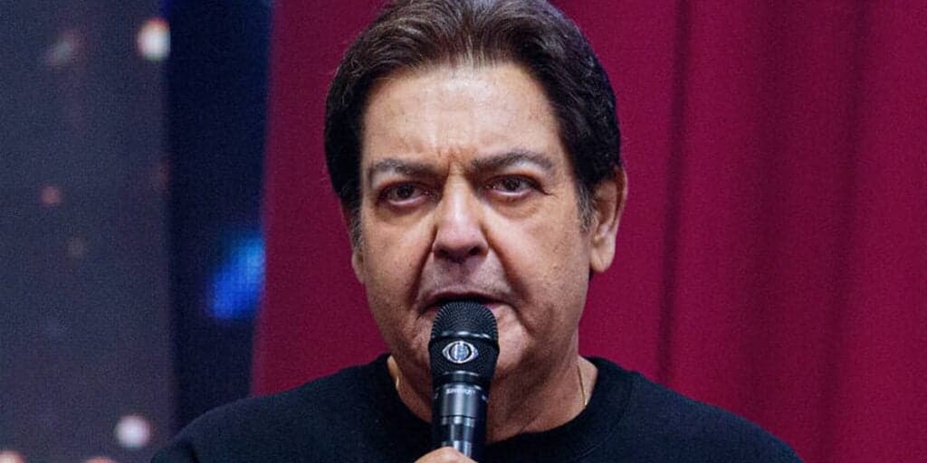 Faustão rasgou o verbo ao vivo, após famoso ser impedido de ir a programa e passar mal: “Um imbecil”