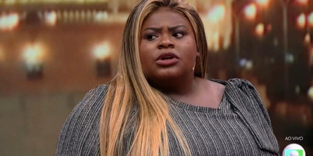 Em guerra com ex-marido, Jojo Todynho enche os bolsos de dinheiro