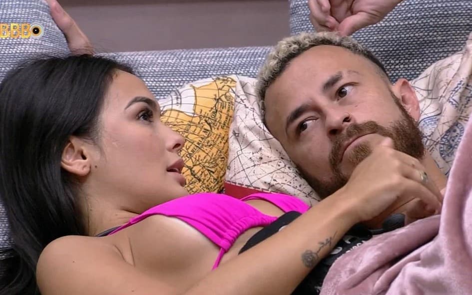 http://tvfoco.uai.com.br/wp-content/uploads/2015/05/Daniela-Mercury.jpg