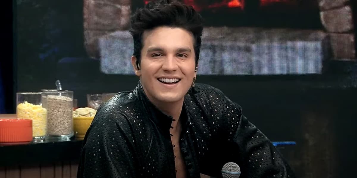 http://tvfoco.uai.com.br/wp-content/uploads/2015/05/Daniela-Mercury.jpg