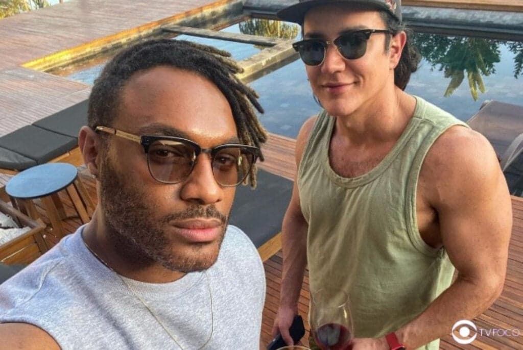 BBB23 - Marido de Fred Nicácio mostra antes e depois do queixo do brother, e alfineta críticos: "Duvido"