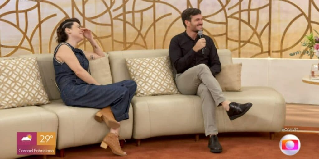 Encontro chama padre, Michelle Loreto tem esquecimento e afunda em constrangimento: "Eu tô chamando"