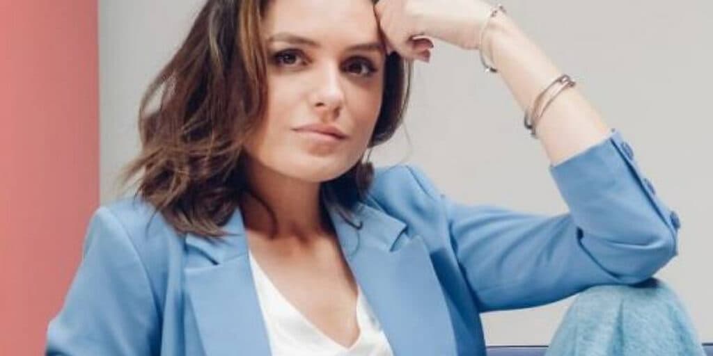 Monica Iozzi ressurge, faz revelação sobre sessões de agressões e desabafa: "Um soco na sua cara"