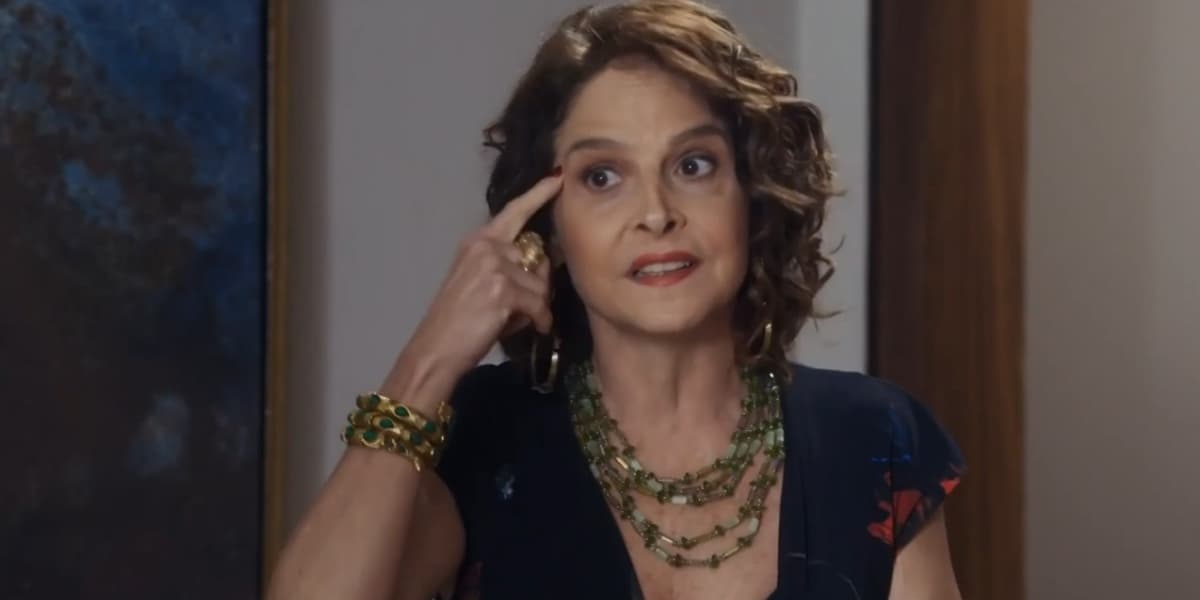http://tvfoco.uai.com.br/wp-content/uploads/2015/05/Daniela-Mercury.jpg