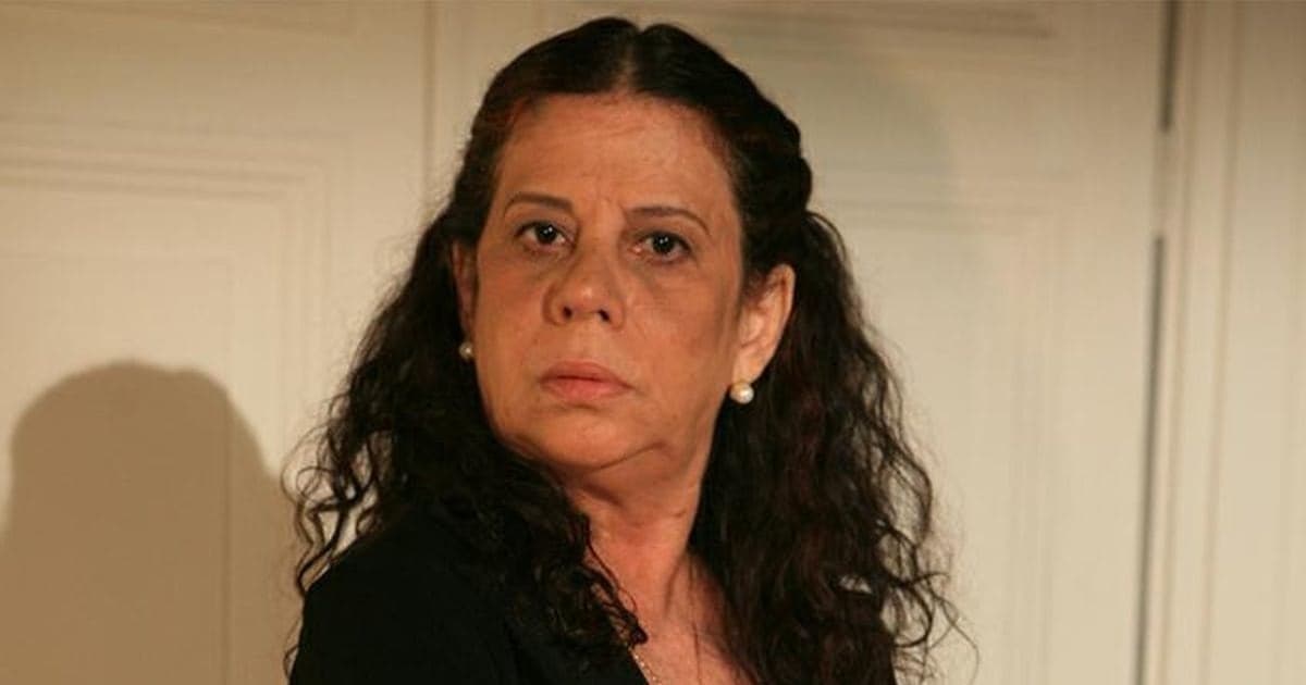 http://tvfoco.uai.com.br/wp-content/uploads/2015/05/Daniela-Mercury.jpg