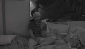 Ricardo conversa com brothers no 'Quarto Deserto' (Foto: Reprodução / Globoplay)