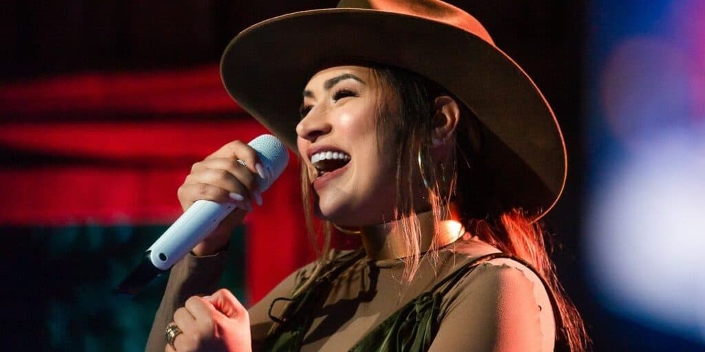 Erro Gostoso, de Simone Mendes, é uma das músicas mais ouvidas do mundo