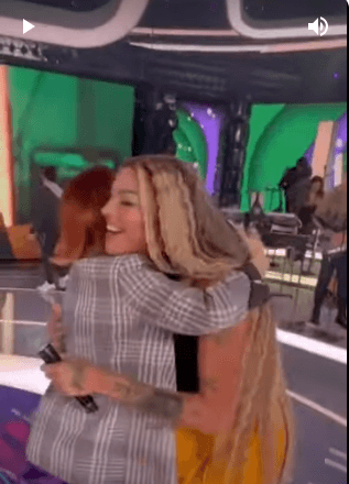 Marcos Mion registrou momento em que Pabllo Vittar e Sandy se conheceram nos bastidores do 'Caldeirão' (Foto: Reprodução Internet) 