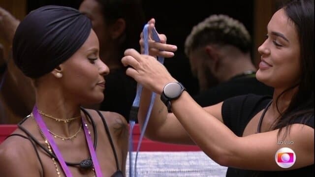 http://tvfoco.uai.com.br/wp-content/uploads/2015/05/Daniela-Mercury.jpg