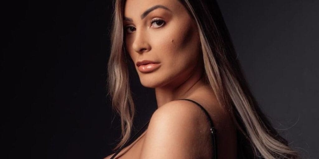 Andressa Urach expõe tamanho do pênis de famoso, detalha o que fizeram no sexo e confessa: "Bem dotado"
