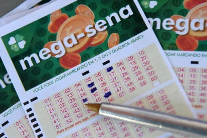 Sortudo pode levar 50 milhões na Mega Sena agora; veja números e quanto rende ao mês na poupança