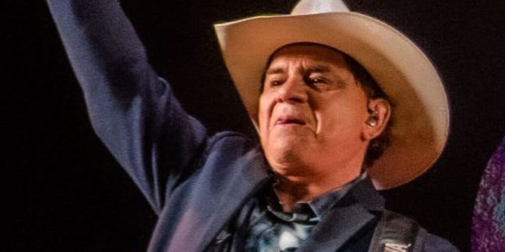 Macabro: Chitãozinho surge irreconhecível na festa do filho e toma atitude que deixa todos assustados