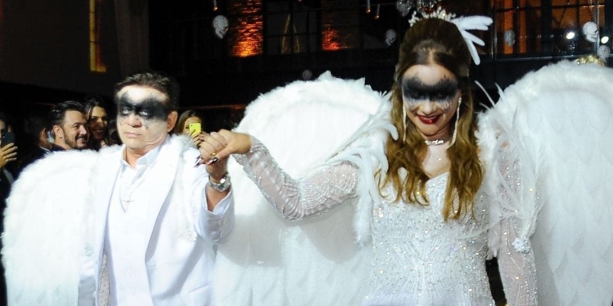 Márcia Alves e Chitãozinho em festa (Foto: Eduardo Martins / AgNews)