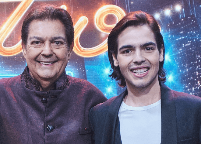 http://tvfoco.uai.com.br/wp-content/uploads/2015/05/Daniela-Mercury.jpg