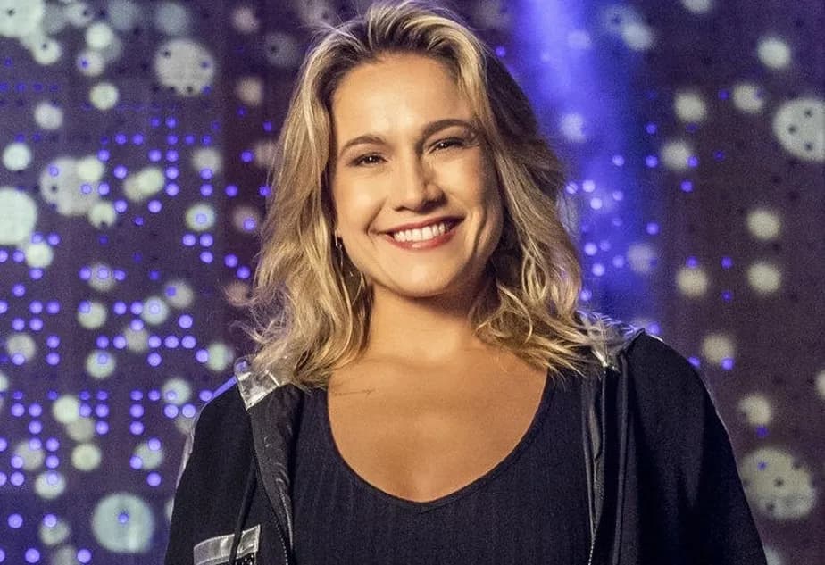 http://tvfoco.uai.com.br/wp-content/uploads/2015/05/Daniela-Mercury.jpg
