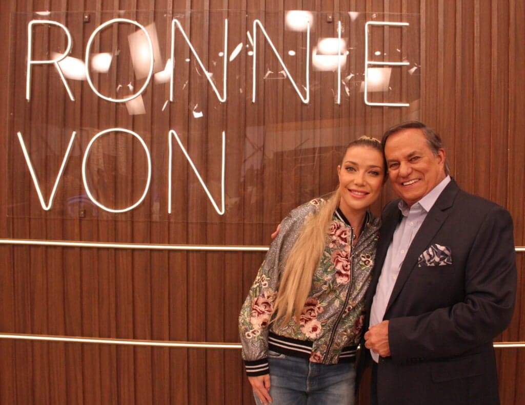 Ao ‘Manhã do Ronnie’, Luiza Possi revela que Fátima Bernardes salvou seu casamento