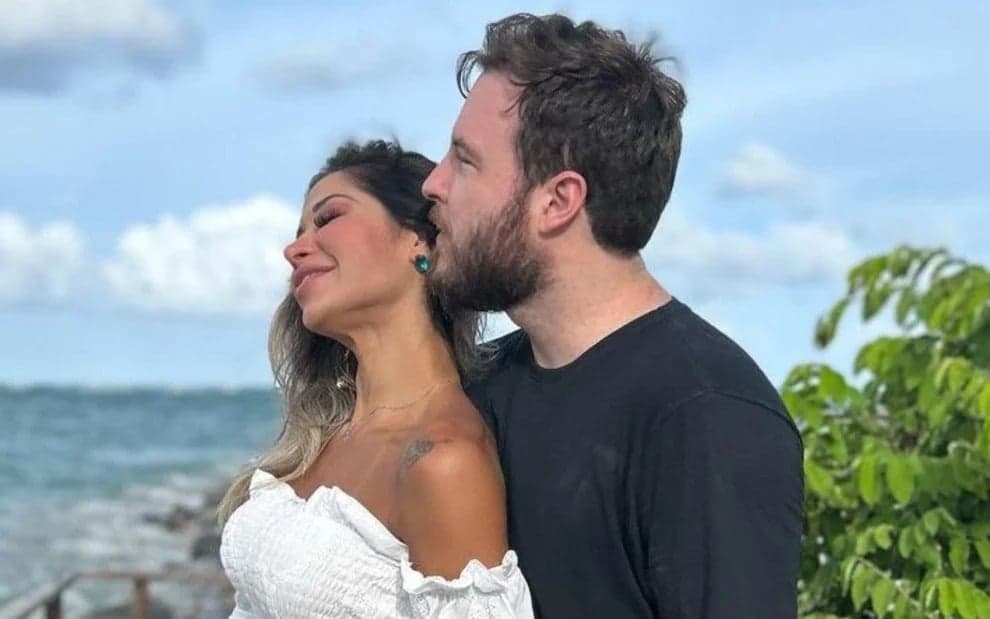 Maira Cardi escancara recado a Arthur Aguiar, nega ser amante de novo namorado e desmorona: "Fico triste"