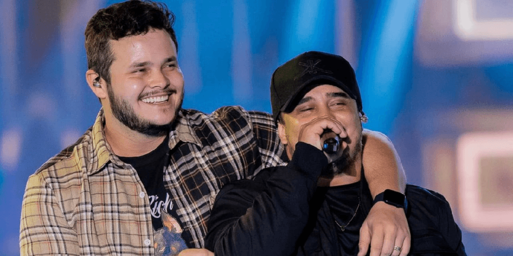 Piscina enorme, sala gigante e 760 m²: A mansão milionária do sertanejo Kauan, dupla de Matheus