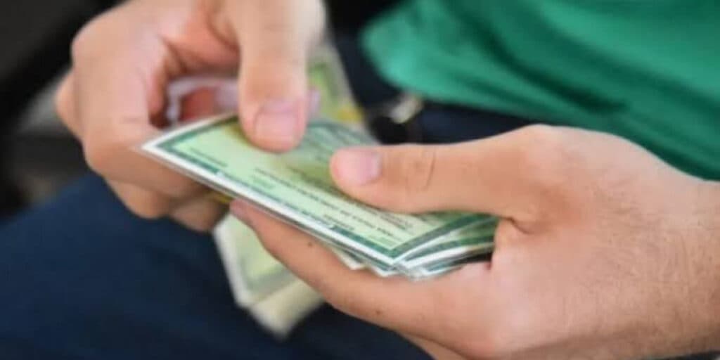 Fim do seu RG: Novo documento acaba de se tornar obrigatório e você precisa emiti-lo o mais rápido possível