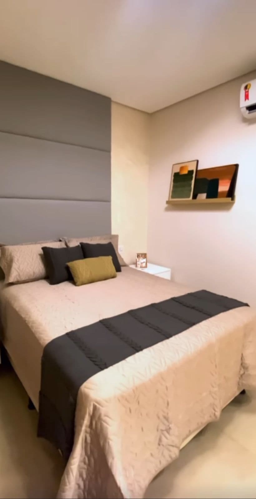Quarto de hóspedes de mansão - Foto Reprodução Instagram