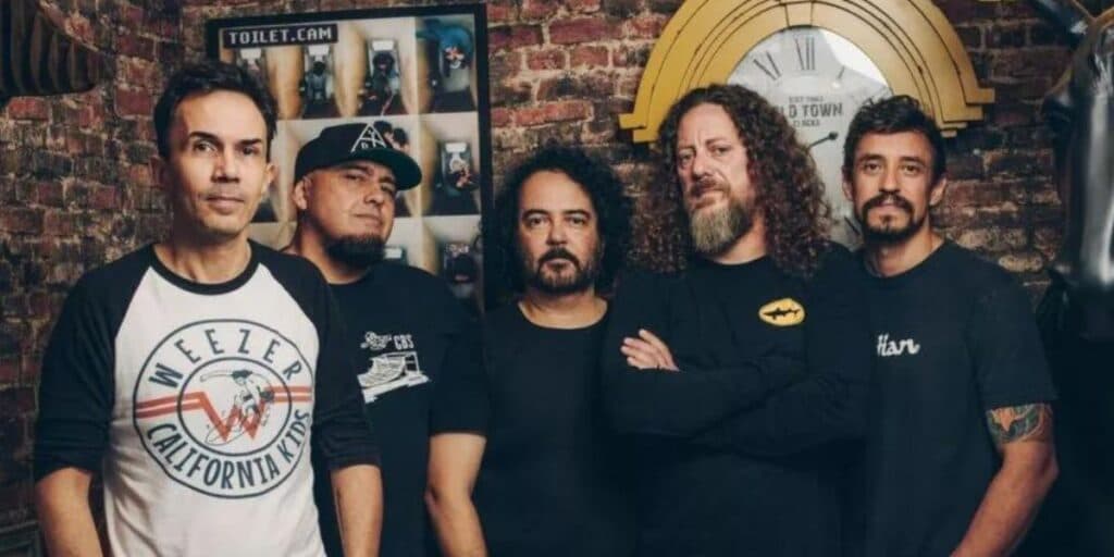 Luto urgente: Morre artista da banda Raimundos, aos 57 anos, e mistério do falecimento é divulgado